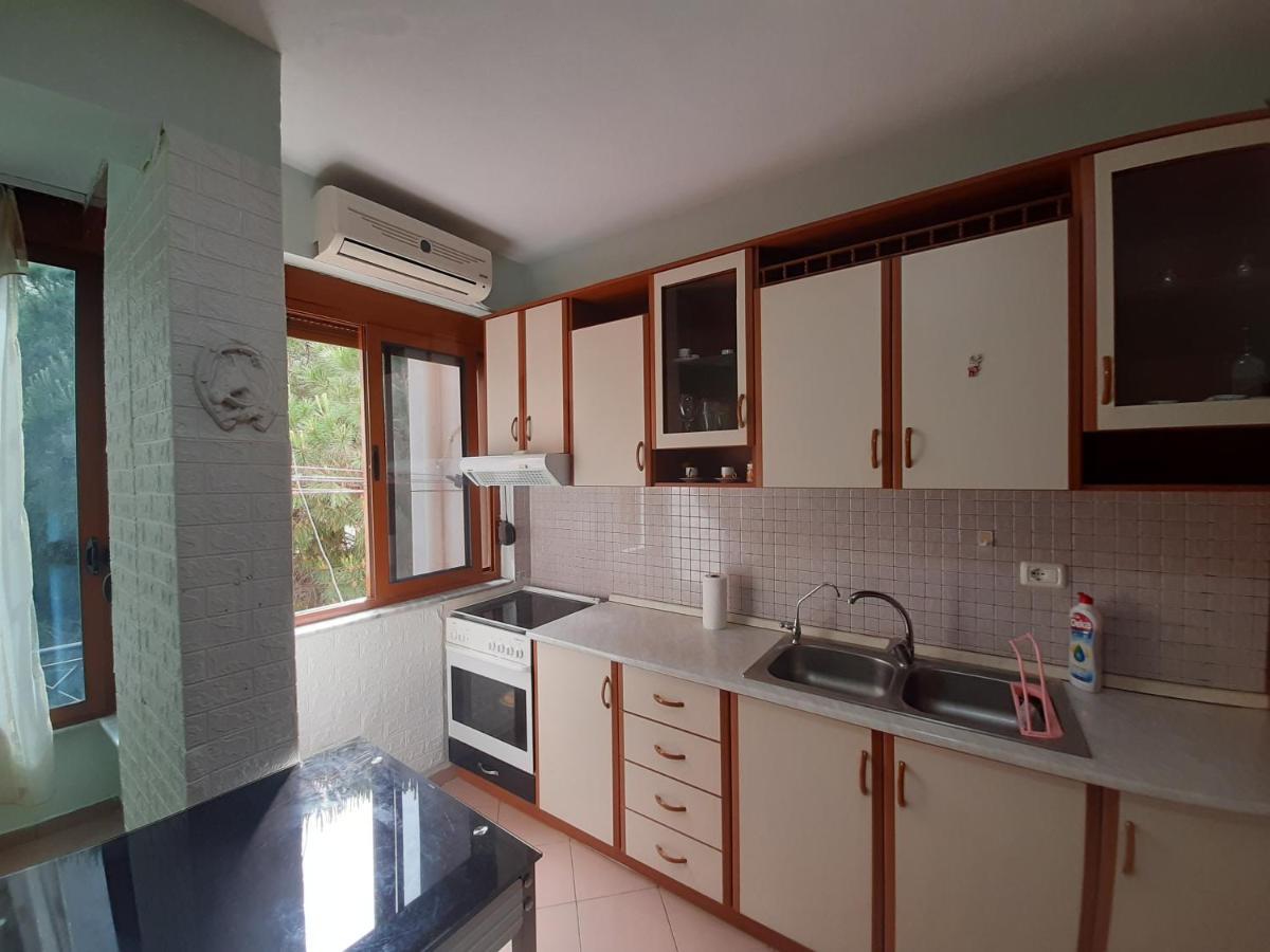 דורס Ema'S Apartment מראה חיצוני תמונה